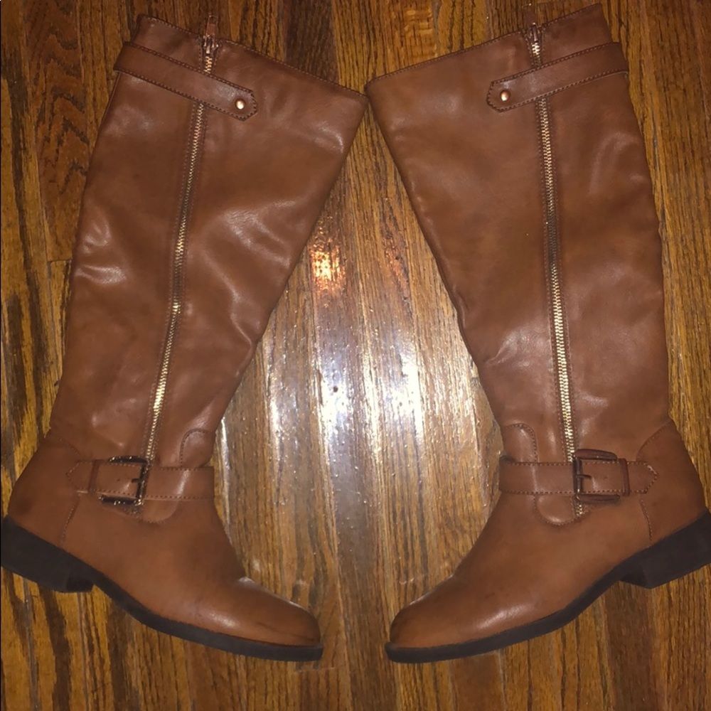 Tan leather boots
